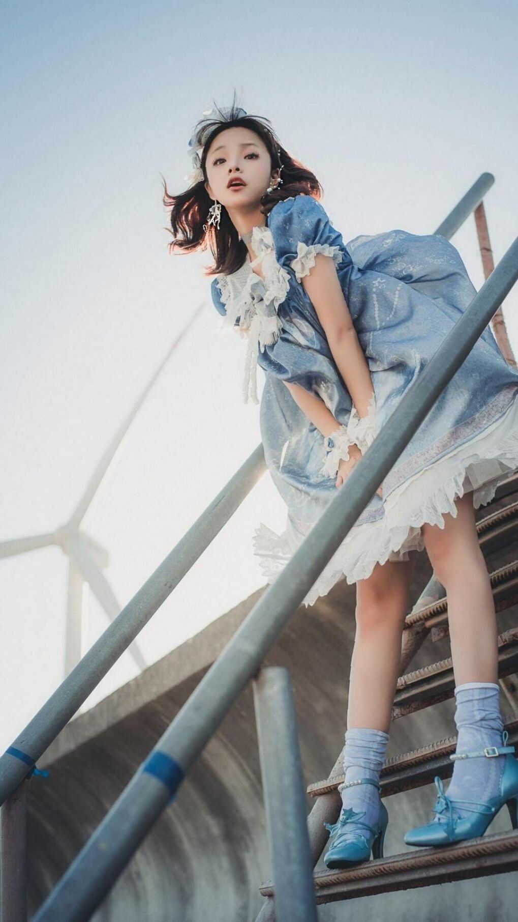 历史对比：今年冲冠悬念几何？