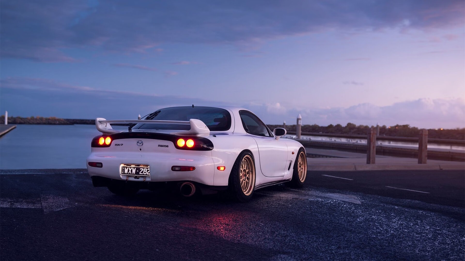 切尔西主帅兰帕德不满裁判判罚，遭遇罚款，兰帕德接任切尔西主教练