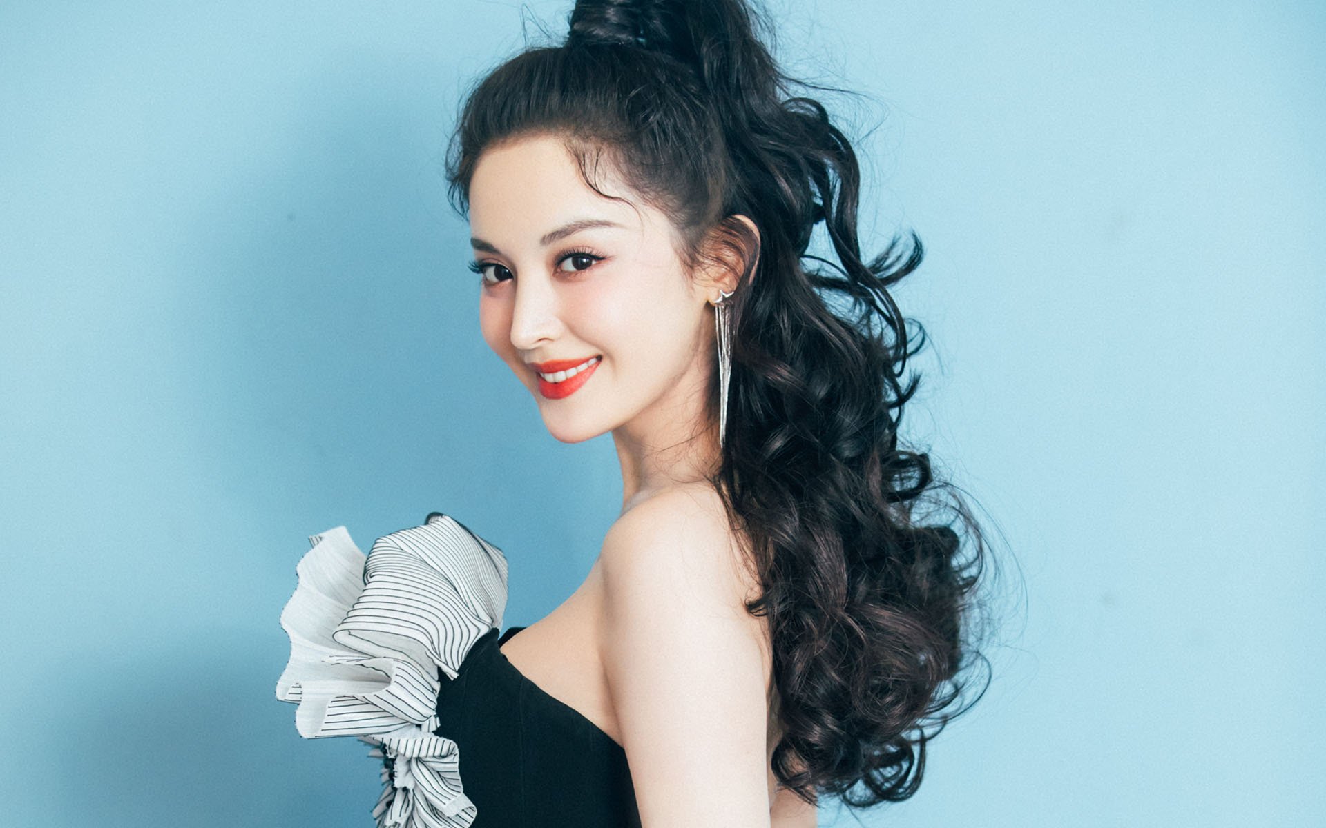 篮网新援表现惊艳，托马斯替补砍下30分，篮网托马斯图片